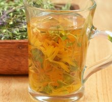 Huile essentielle de thym vulgaire à thuyanol